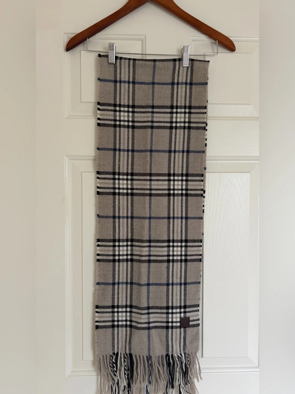 Roots Plaid scarf with fringe